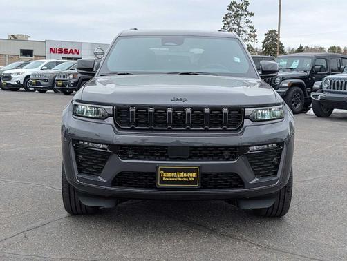 Gray 2026 Jeep Grand Cherokee Limited