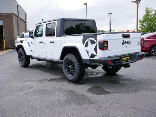 2024 Jeep Gladiator Sport