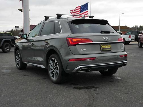 2023 Audi Q5 45 S line Premium Plus