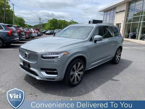 2024 Volvo XC90 Recharge Plug-In Hybrid T8 Ultimate Bright Theme 7-Seater