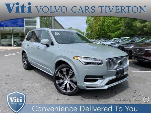 2024 Volvo XC90 Recharge Plug-In Hybrid T8 Ultimate Bright Theme 7-Seater
