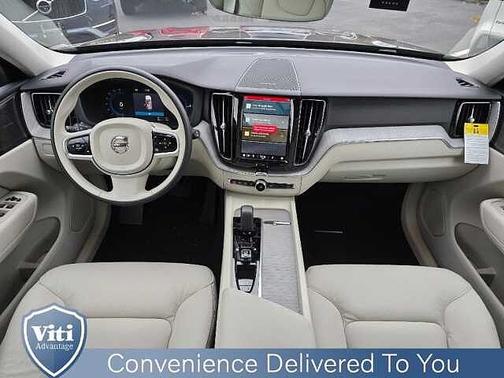 Onyx Black 2025 Volvo XC60 Plus