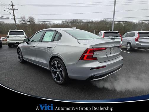 2025 Volvo S60 B5 Plus