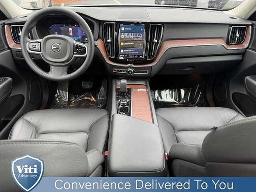 2023 Volvo XC60 Plus