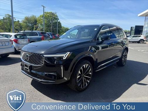 2025 Volvo XC90 B6 Plus 7-Seater