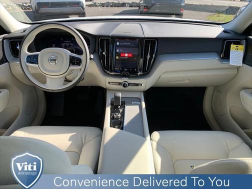 2025 Volvo XC60 Plug-In Hybrid T8 Plus