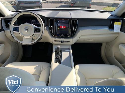 2025 Volvo XC60 Plug-In Hybrid T8 Plus