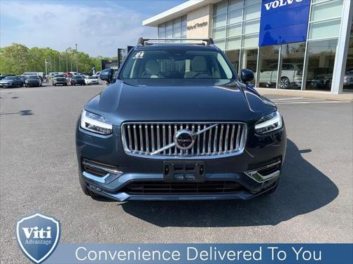 2024 Volvo XC90 B6 Plus Bright Theme 6-Seater