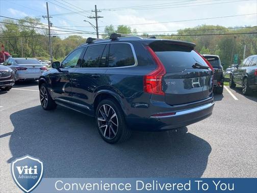 2024 Volvo XC90 B6 Plus Bright Theme 6-Seater