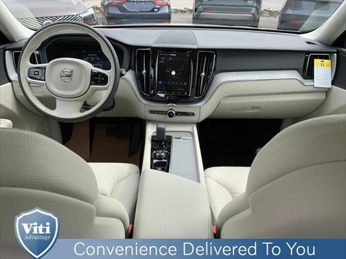 2025 Volvo XC60 Plus