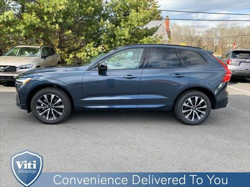2025 Volvo XC60 B5 Plus