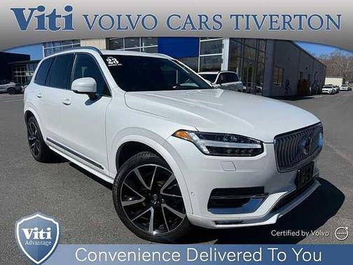 Crystal White 2023 Volvo XC90 Plus