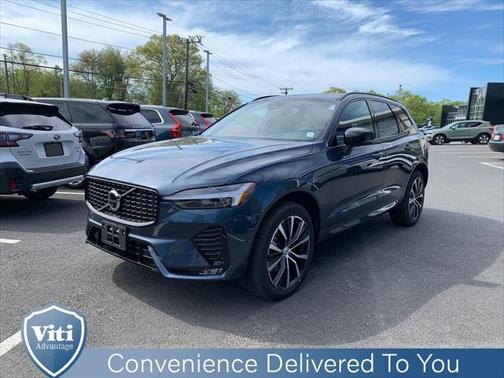 2025 Volvo XC60 B5 Plus