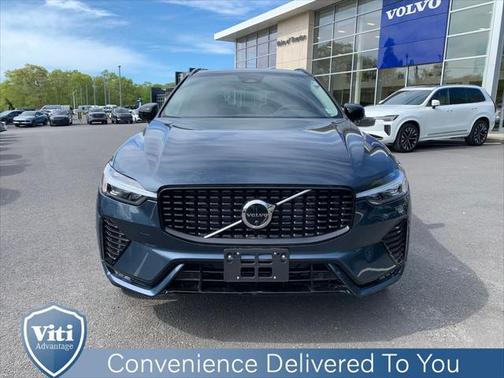 2025 Volvo XC60 B5 Plus