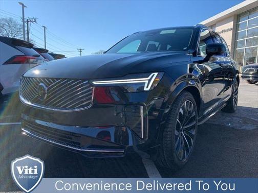 2025 Volvo XC90 B6 Ultra