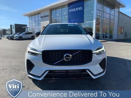 2025 Volvo XC60 Plug-In Hybrid T8 Plus