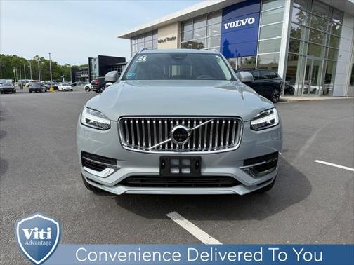 2022 Volvo XC60 B5 Inscription