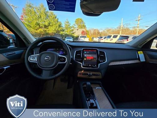 2025 Volvo XC90 Plug-In Hybrid T8 Plus 6-Seater