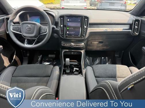 2024 Volvo XC40 Recharge Pure Electric Twin Plus