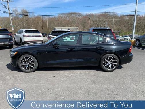 2020 Volvo S60 T6 Momentum