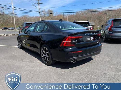 2020 Volvo S60 T6 Momentum