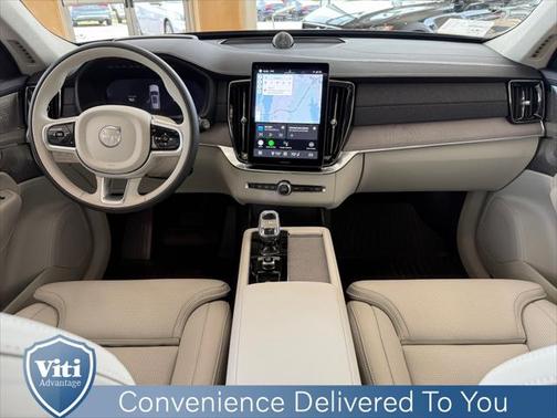 2025 Volvo XC90 Plug-In Hybrid T8 Ultra 6-Seater
