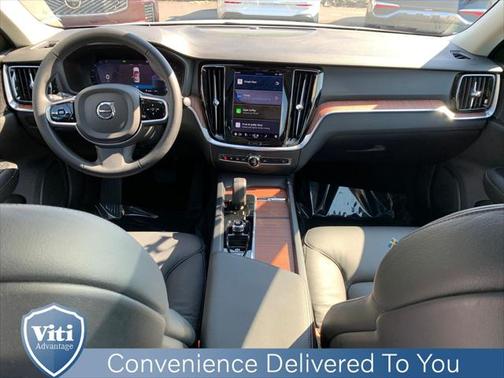 2024 Volvo S60 B5 Plus Dark Theme