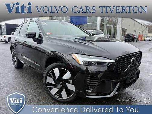 Onyx Black 2024 Volvo XC60 T8 Ultimate Dark