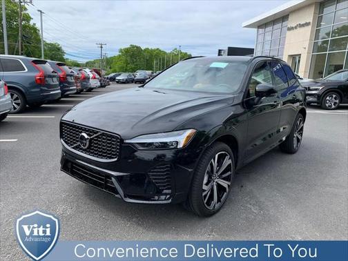 2025 Volvo XC60 B5 Ultra