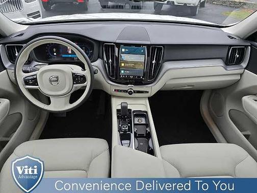 2025 Volvo XC60 Plus