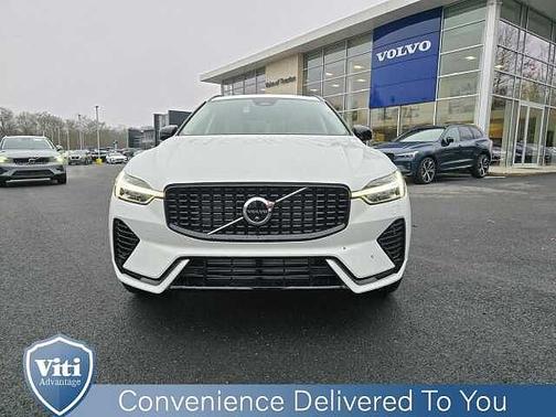 2025 Volvo XC60 Plus