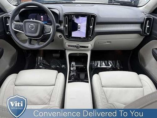 Crystal White 2023 Volvo XC40 Plus