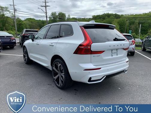 2025 Volvo XC60 B5 Ultra