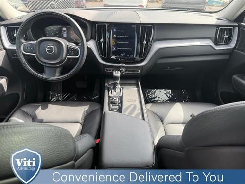 2020 Volvo XC60 T6 Momentum