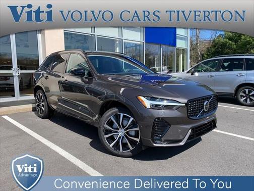2025 Volvo XC60 B5 Plus