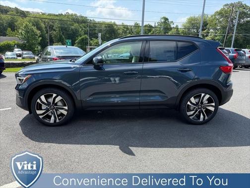 2026 Volvo XC40 B5 Ultra