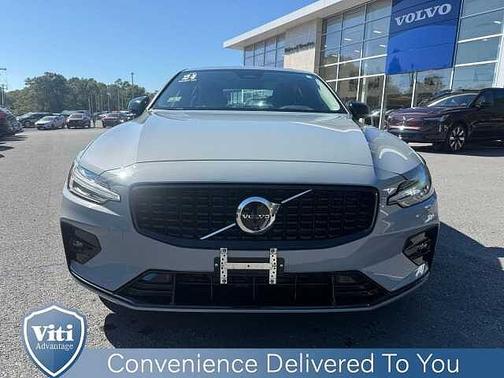 2024 Volvo S60 Plus
