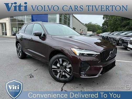 Mulberry Red 2026 Volvo XC60 Core