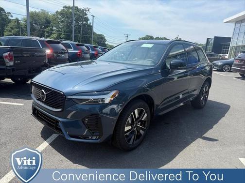 2026 Volvo XC60 B5 Plus