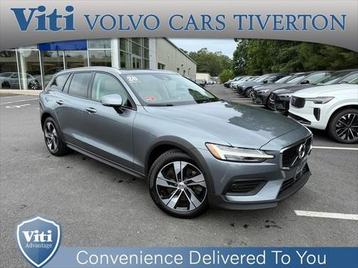 2020 Volvo V60 Cross Country T5