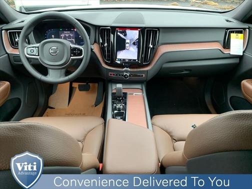 2025 Volvo XC60 Plug-In Hybrid T8 Plus