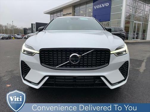 2025 Volvo XC60 Plug-In Hybrid T8 Plus