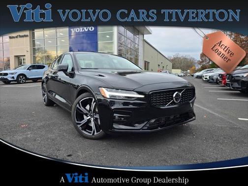 2025 Volvo S60 B5 Plus