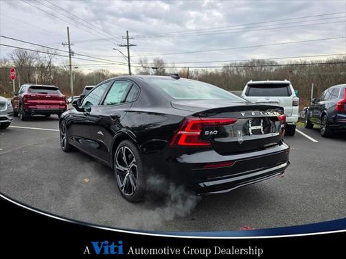 2025 Volvo S60 B5 Plus