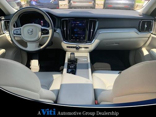 2024 Volvo S60 B5 Plus Dark Theme