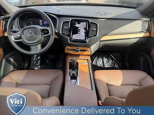 Platinum Grey 2024 Volvo XC90 Plus