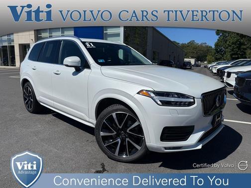 2021 Volvo XC90 T6 Momentum 7 Passenger