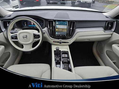 2025 Volvo XC60 Plug-In Hybrid T8 Plus