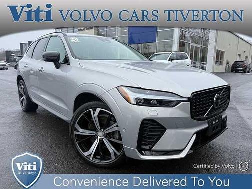 2023 Volvo XC60 B6 AWD Ultimate Dark
