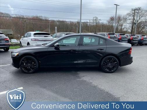 2024 Volvo S60 B5 Plus Black Edition